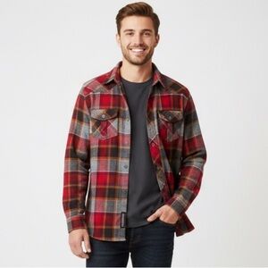 Mountain Ridge Double Chest Pockets Snaps Men Small Classic Red Plaid Shirt